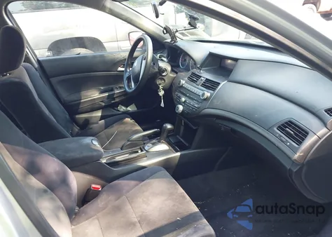 2010 Honda Accord 2.4 Lx из США, поврежденный, VIN 1HGCP2F39AA081504